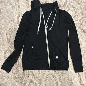 Vuori women's size small hoodie halo zip